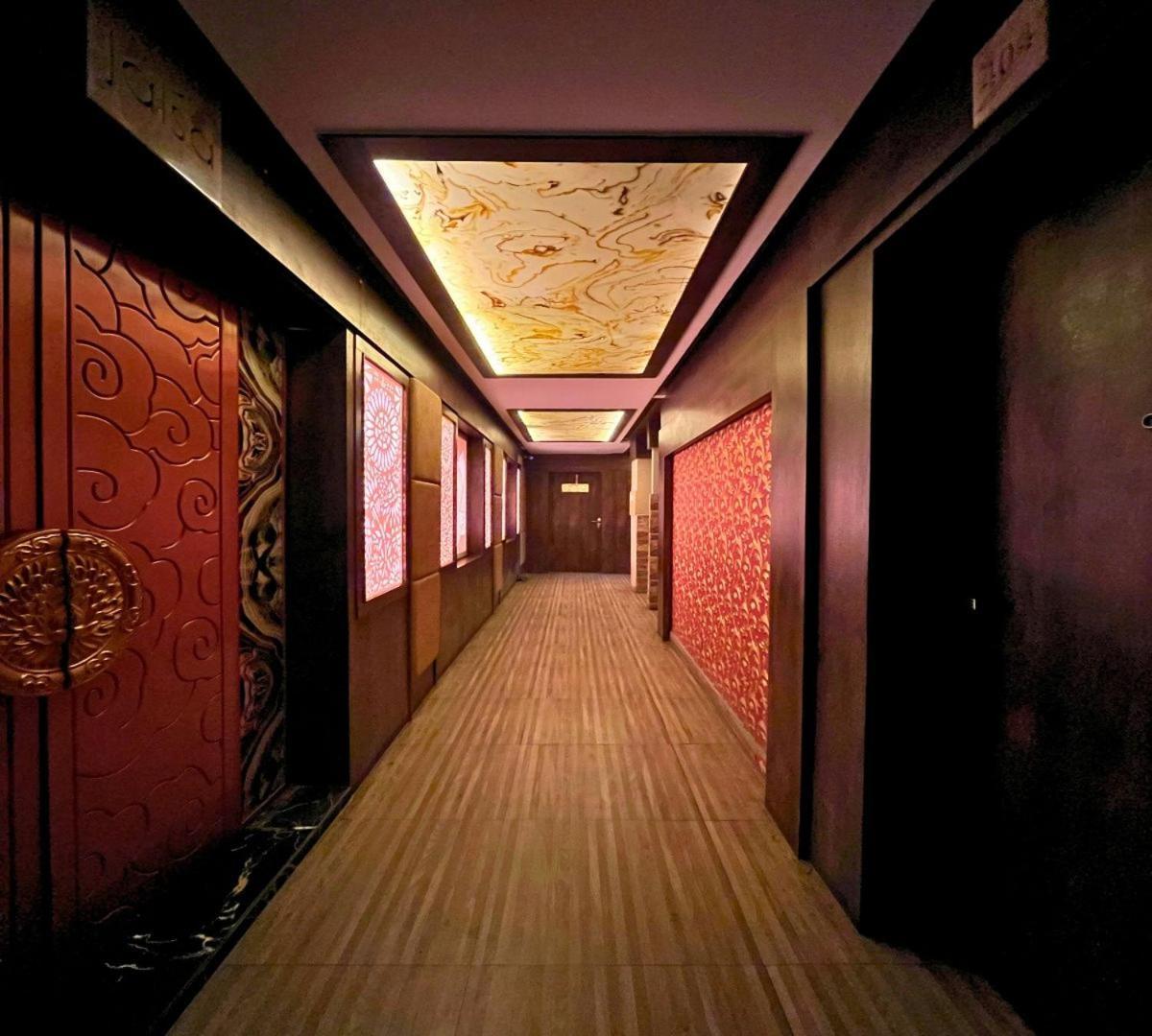 Hotel Runway Inn Pura Raghunāth Zewnętrze zdjęcie